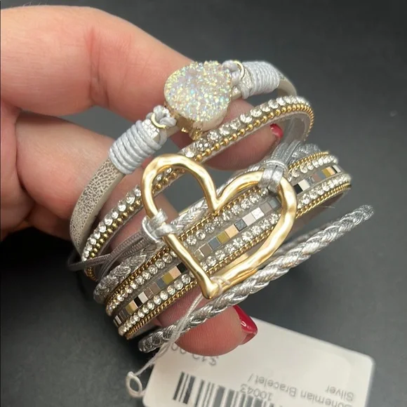 Elegant Silver and Gold Heart Bracelet Set - Picture 1 of 6